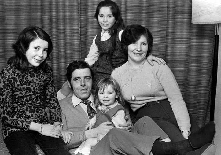 EMNNT1 Trade Unionist Jimmy Reid, pictured at home with family, 2nd January 1972. Wife Joan Reid Children L - R Eileen 12 Shona 9 Julie 2 1/2
